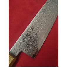 Tsunehisa ZA-18 Damascus Гиото-Gyuto 210mm Yaki Urushi Дъб Tsunehisa ZA-18 Damascus Гиото-Gyuto 210mm Yaki Urushi Дъб