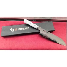 Mcusta ZANMAI Classic Damascus-Corian Santoku нож 180mm HKB/C-3003D